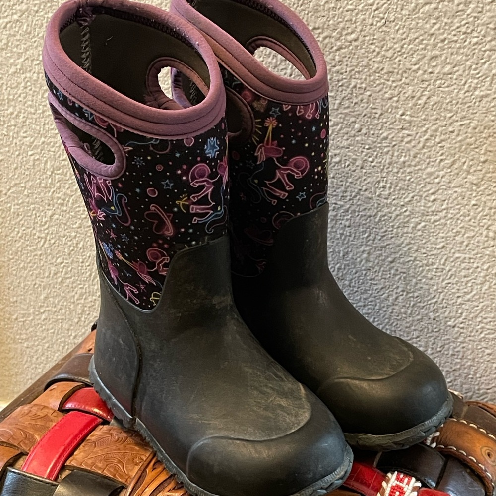 Bogs Kids Black and Purple Rain Boots